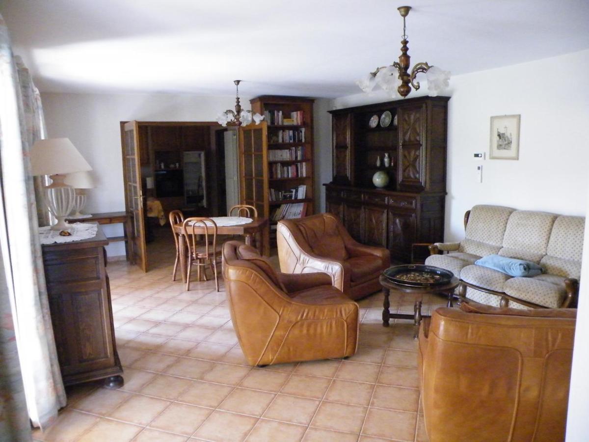 Maison Tout Confort Avec Piscine A Bedarrides Bagian luar foto