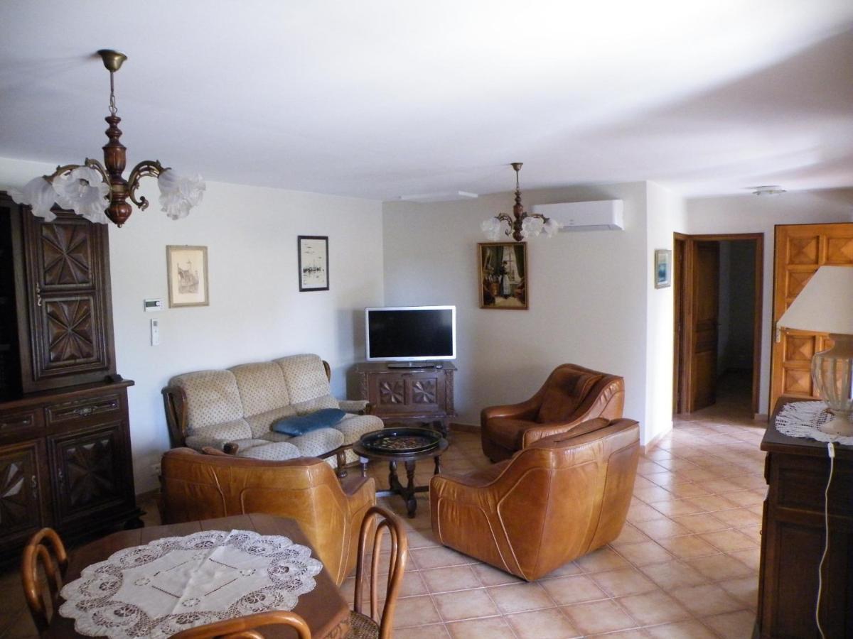 Maison Tout Confort Avec Piscine A Bedarrides Bagian luar foto