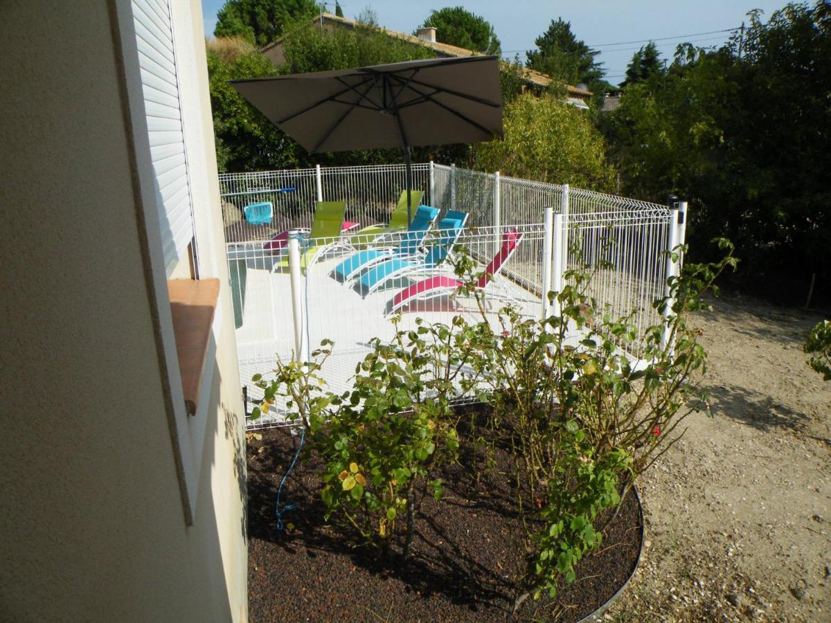 Maison Tout Confort Avec Piscine A Bedarrides Bagian luar foto